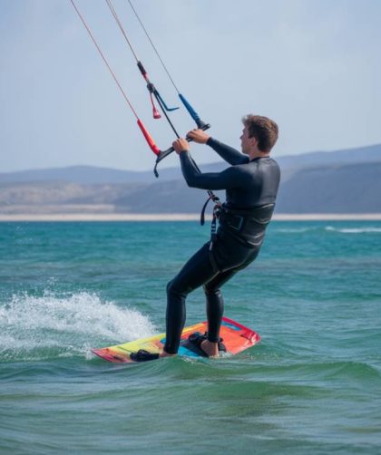 Kitesurf Lisbonne : les meilleurs spots pour une aventure en famille