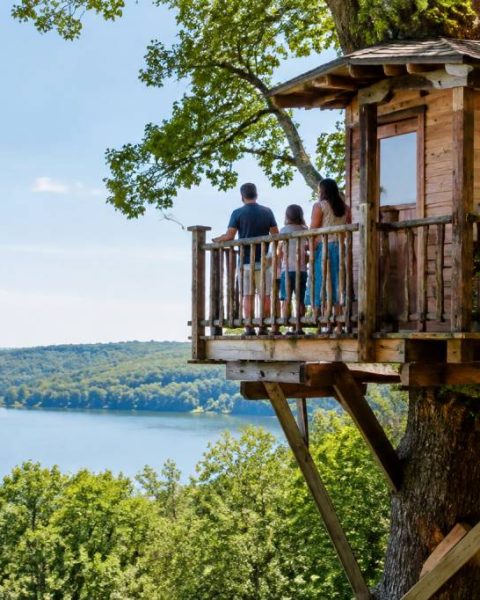Vacances insolites en famille : 10 idées extraordinaires en France