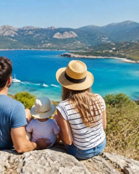 Vacances avec bébé en France : les meilleures destinations pour un séjour en famille