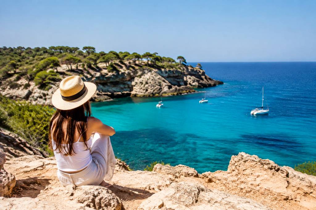 Comment choisir une agence de voyage à Cambrai pour des vacances en famille ?